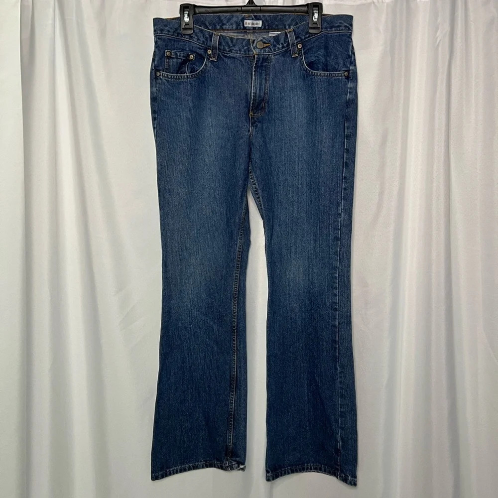 No Boundaries Medium Wash Flare Leg Jeans - size 11A - Picture 3 of 8